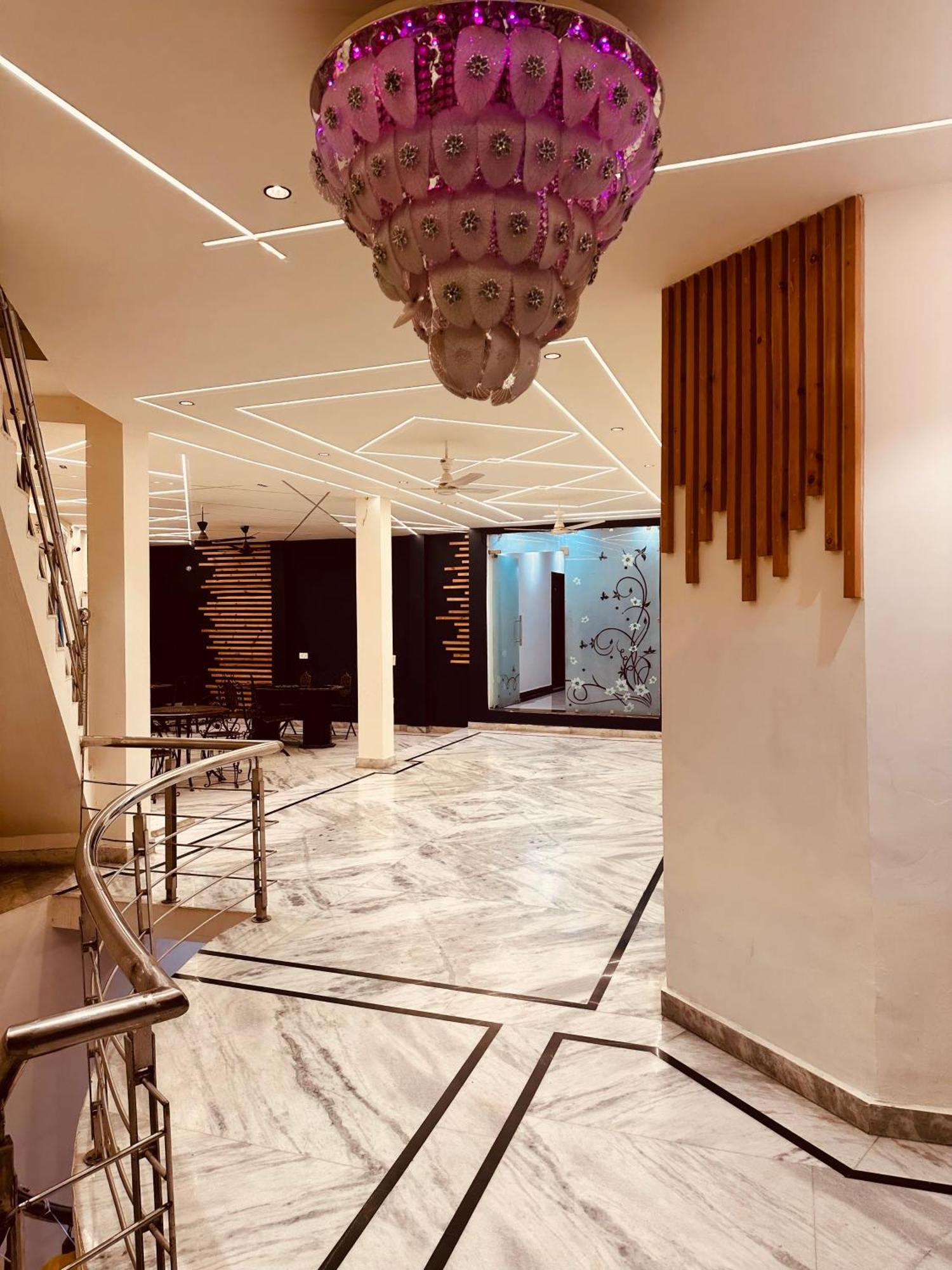 Taj Castle A Boutique Homestay 阿格拉 外观 照片
